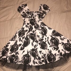 Hearts & Roses London black and white floral dress